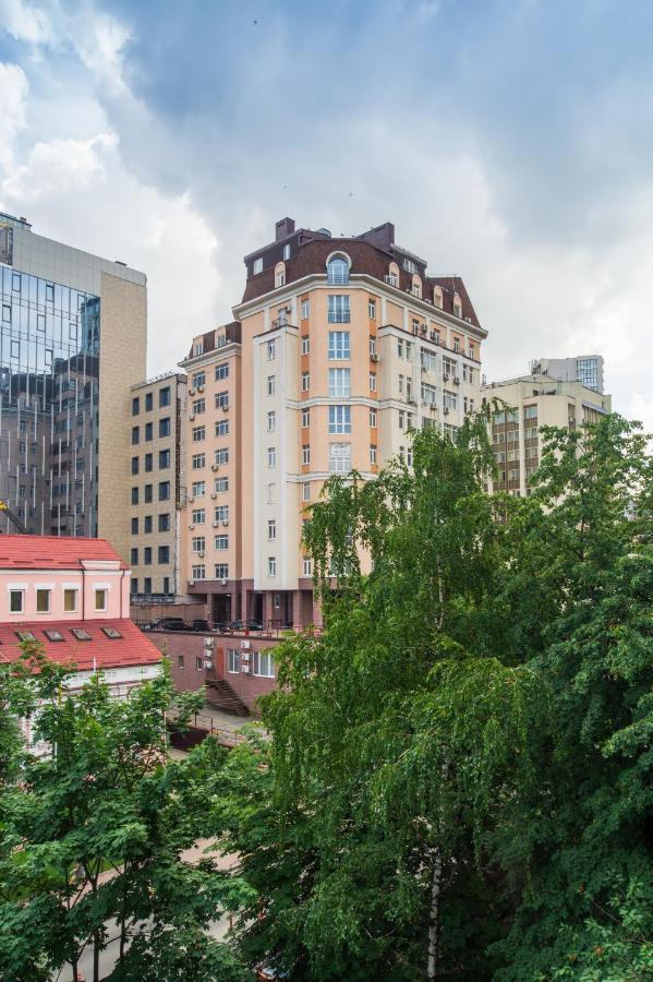 1 комнатная квартира по улице Предславинская, 12 Київ Екстер'єр фото