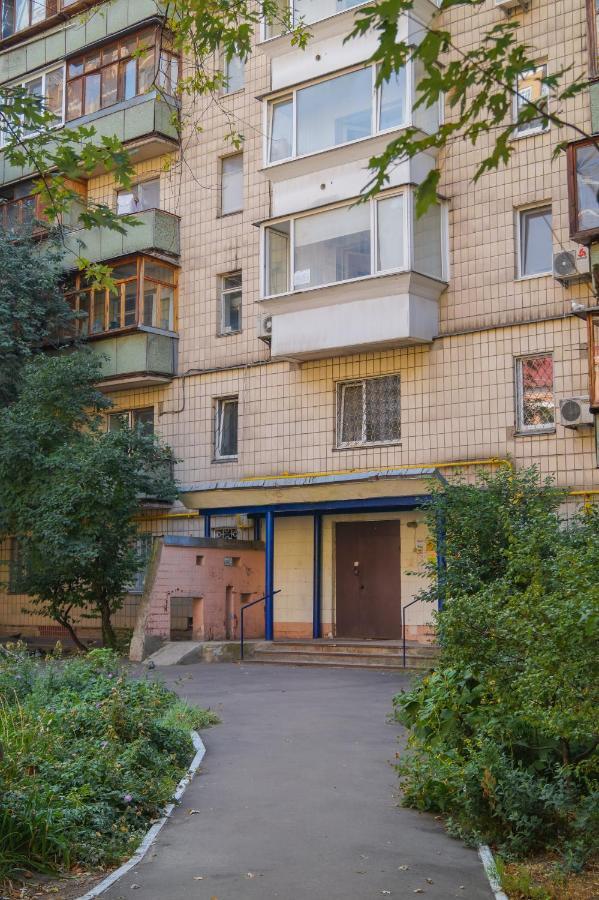 1 комнатная квартира по улице Предславинская, 12 Київ Екстер'єр фото